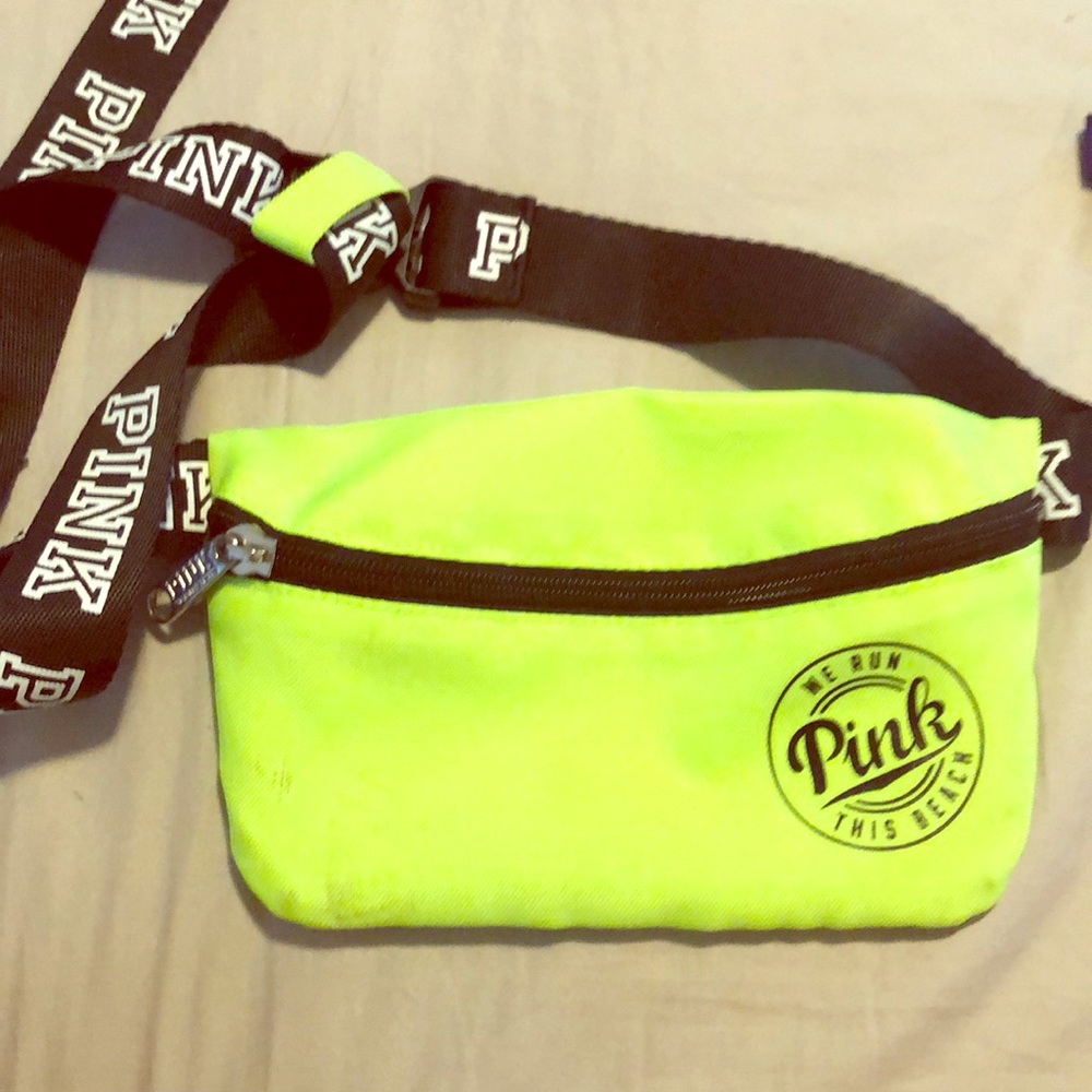 pink VS fanny pack